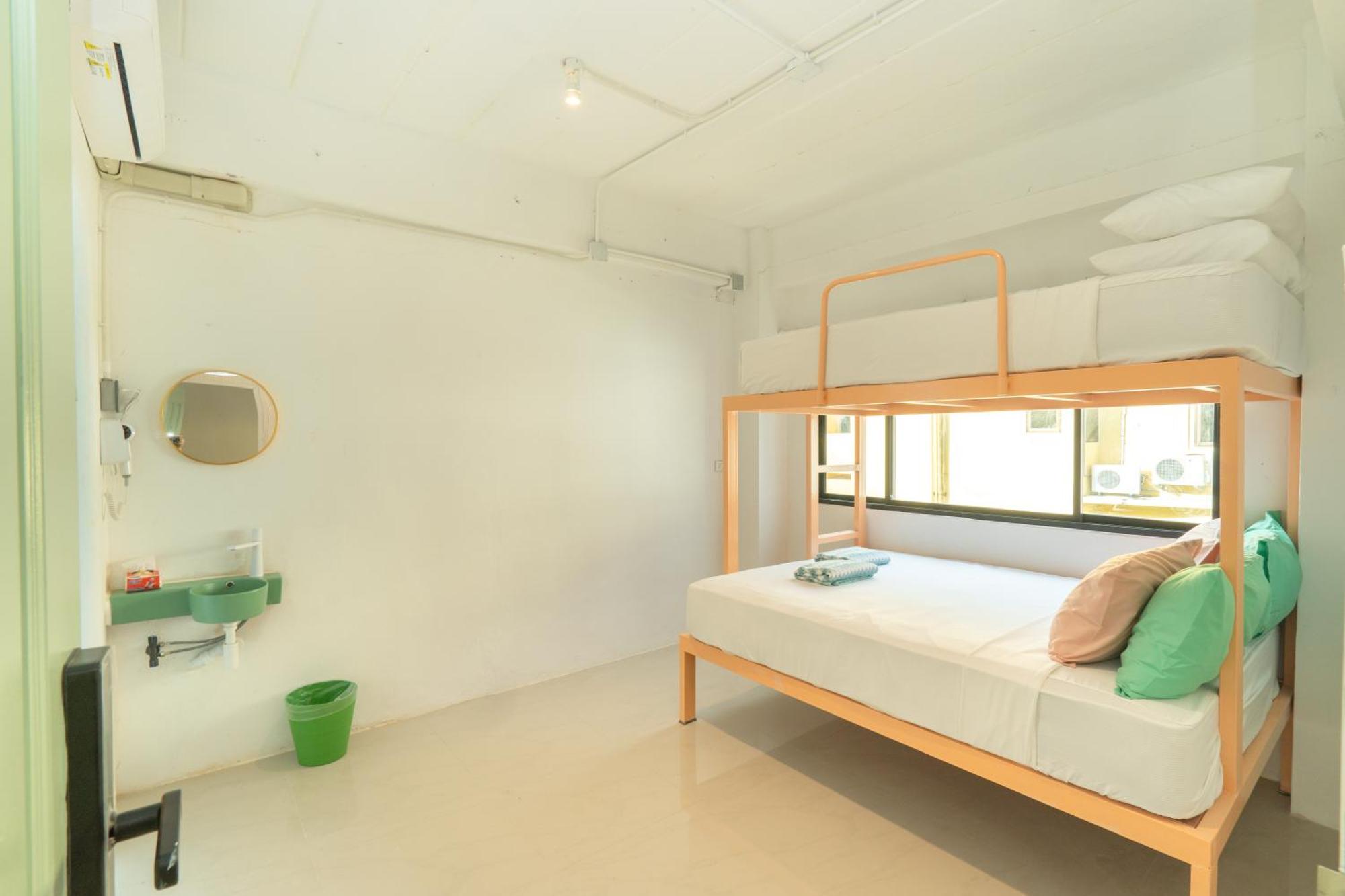 Easy Sunday Khaosan Bangkok Hotel Kültér fotó