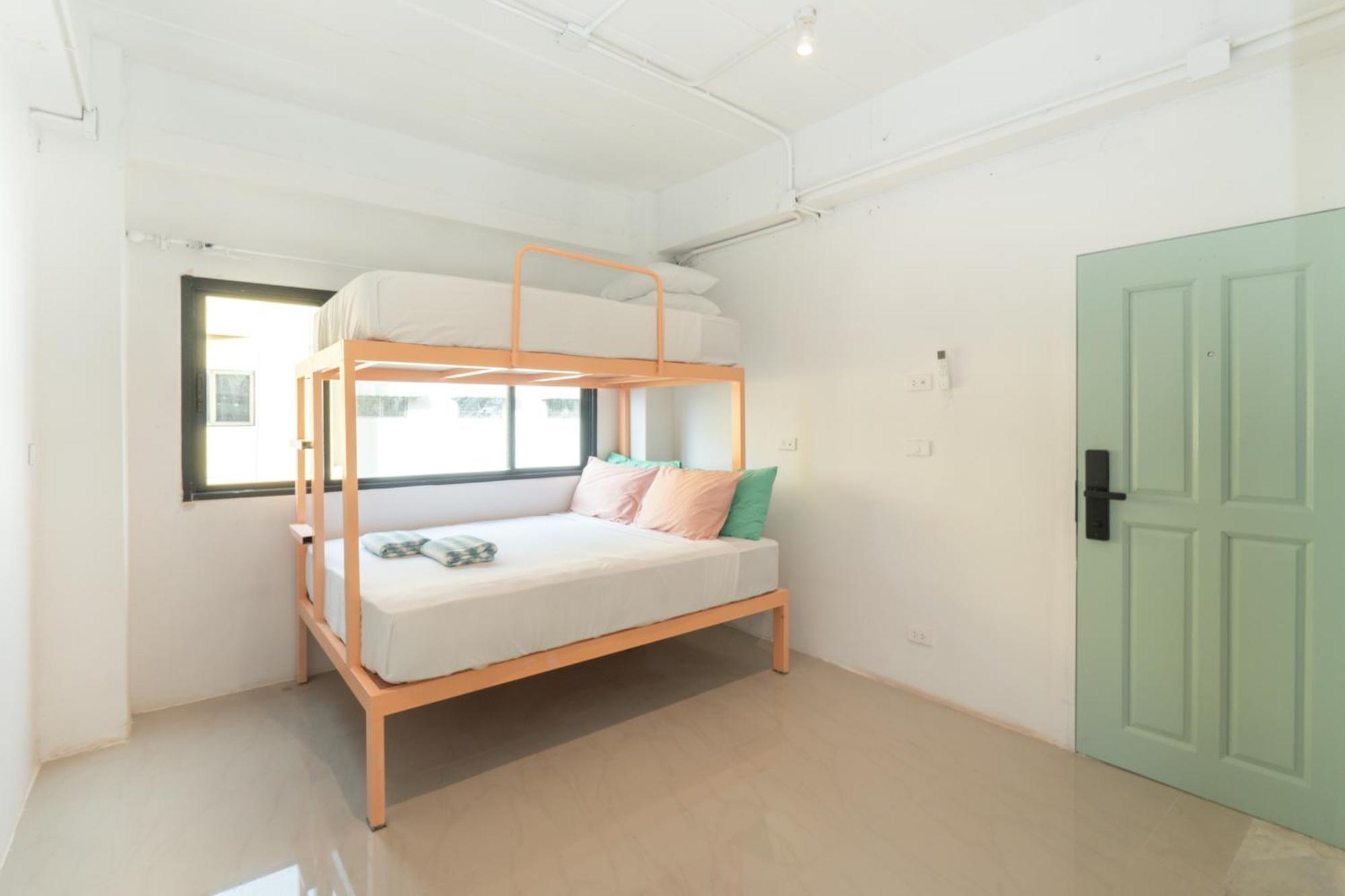 Easy Sunday Khaosan Bangkok Hotel Kültér fotó